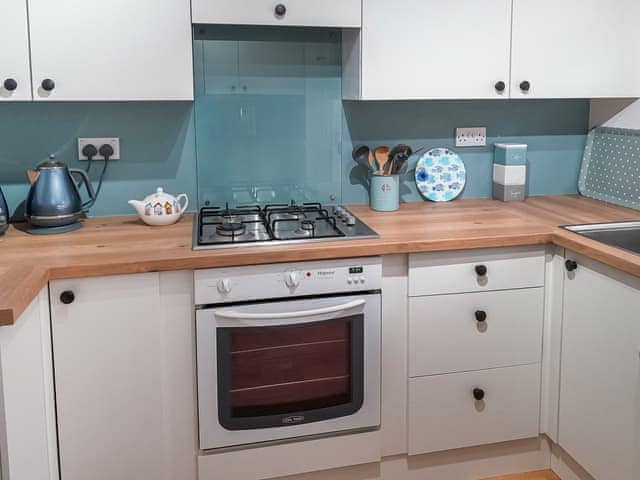 Kitchen | Pebblestones, Bude