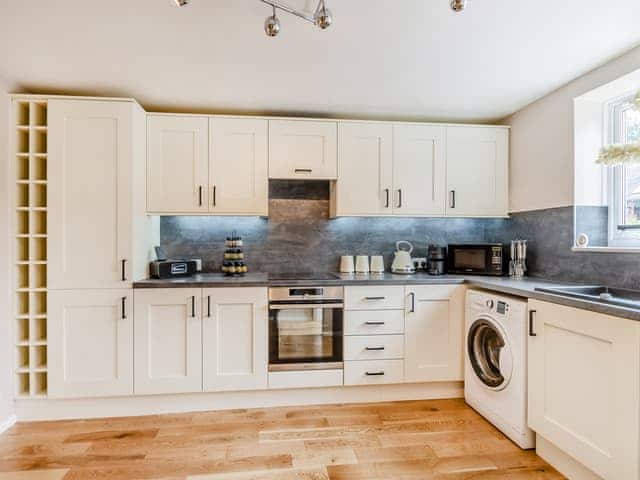 Kitchen | Wheelwright&rsquo;s Cottage, Rodsley, near Ashbourne