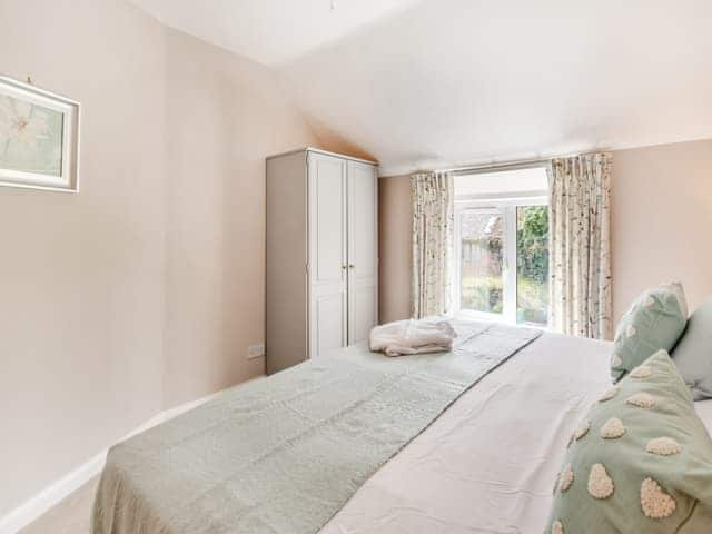 Double bedroom | Wheelwright&rsquo;s Cottage, Rodsley, near Ashbourne