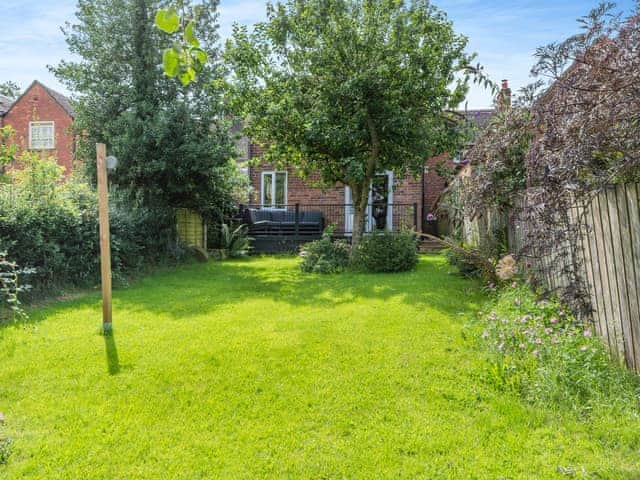 Garden | Wheelwright&rsquo;s Cottage, Rodsley, near Ashbourne