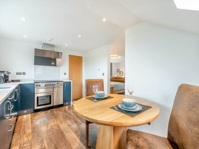 Kitchen/diner | Moonraker - Wooldown Holiday Cottages, Bude