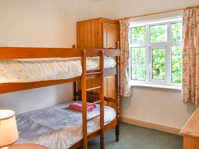 Bunk bedroom | 1 Brandiston Barn Cottage, Cawston near Reepham