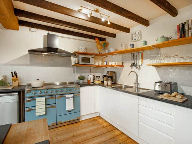 Kitchen/diner | Trevigue Holiday Cottage - Trevigue Holiday Cottages, Crackington Haven, near Bude