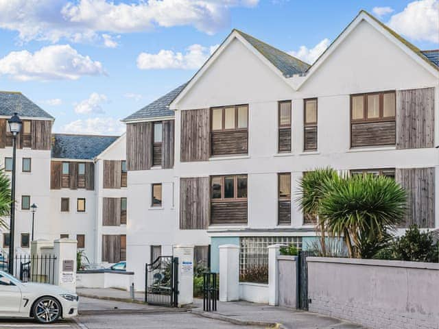 Exterior | 50 Bredon Court - Bredon Court, Newquay