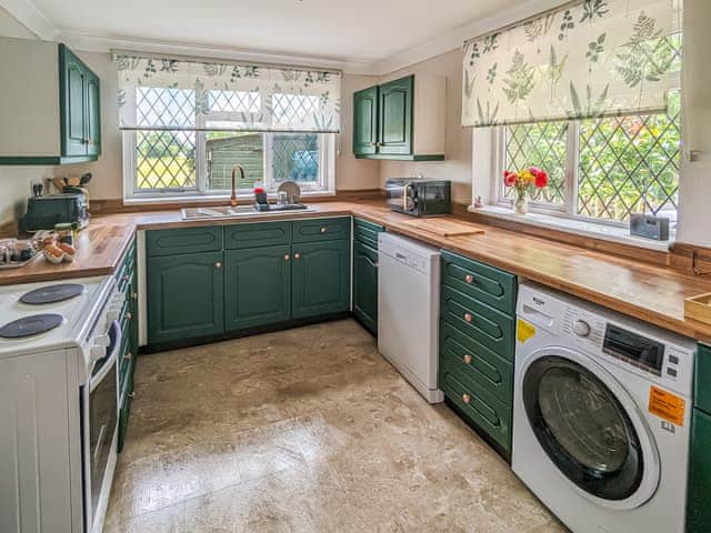 Kitchen | Pixies Wood Cottage, Ludham