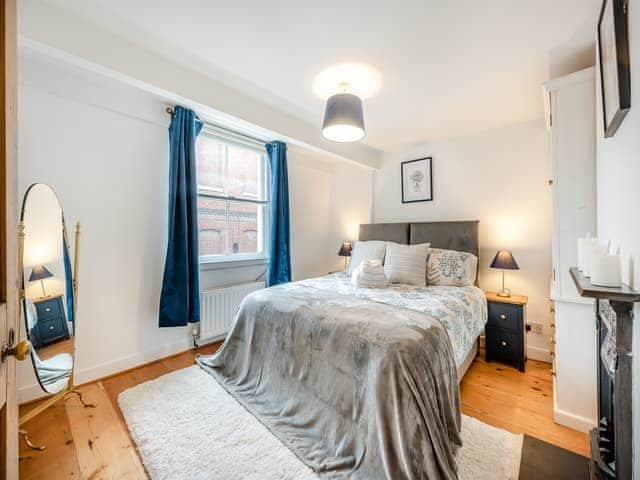 Double bedroom | The Old Sweet Shop, Winchester