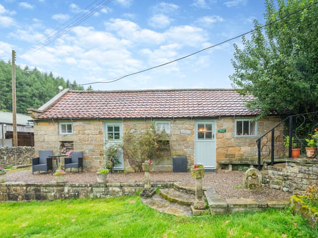 Charming holiday home | Foxglove Cottage - Laskill Grange, Bilsdale, near Helmsley