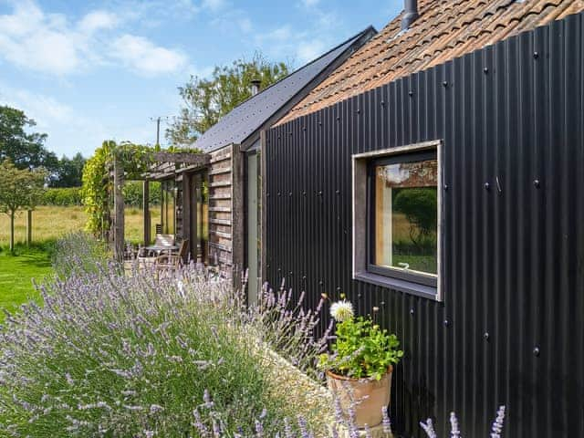 Exterior | Wrens Nest, Kington Langley, near Chippenham