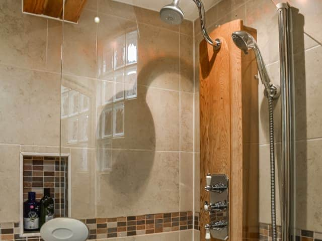 Bathroom | Greystones, Kirkby Stephen