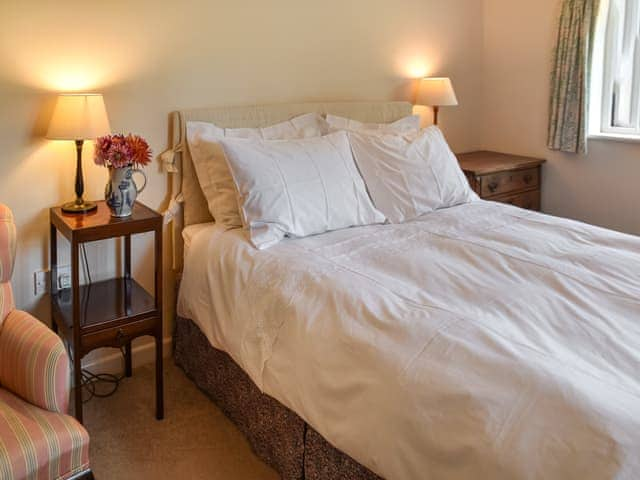 Double bedroom | Little House on the Common, Diss