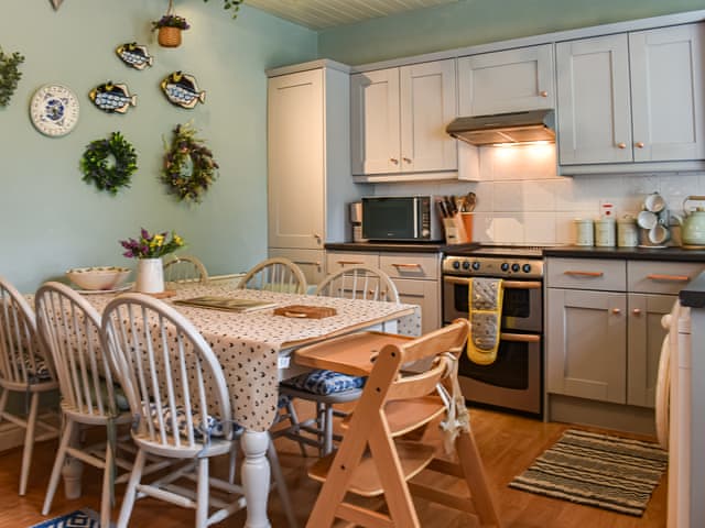 Kitchen/diner | Corner Cottage, Bowness-on-Windermere