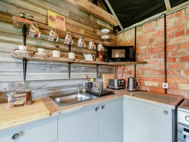 Kitchen | Peaceful Travelers Rest - Mossop Farm Cottages, Marshchapel, near Louth