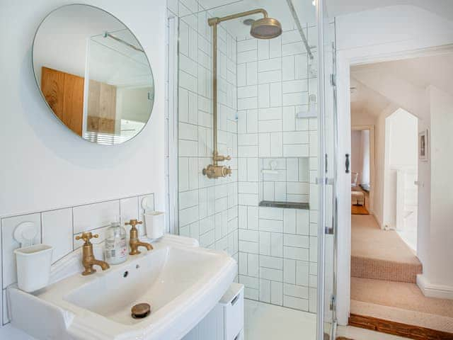 Bathroom | Hill Cottage, Poughill, near Bude