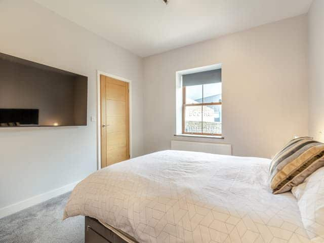 Double bedroom | Cottage View - River Cottages, Nelson