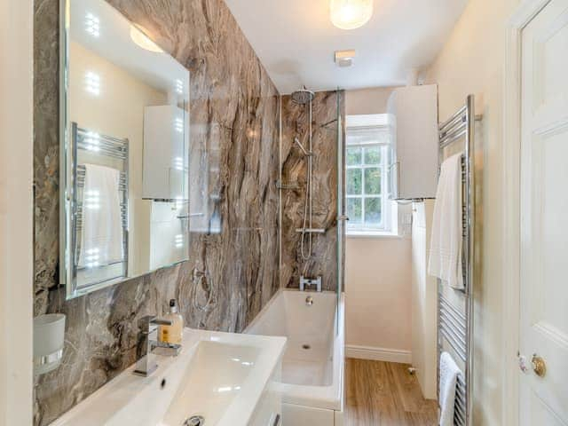 Bathroom with shower over the bath | Crag View, Ambleside