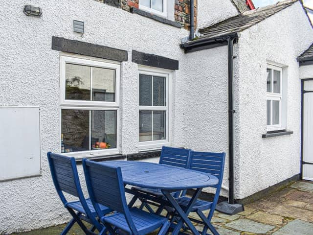 Sitting-out-area | Pitcairn Retreat- Pitcairn Cottage - Pitcairn Retreat, Keswick