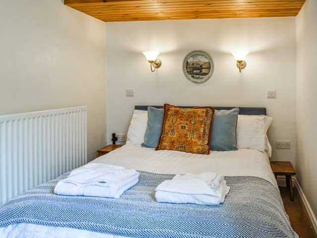 Double bedroom | Pitcairn Retreat- Pitcairn Cottage - Pitcairn Retreat, Keswick