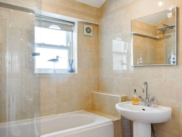 Bathroom | Pitcairn Retreat- Pitcairn Cottage - Pitcairn Retreat, Keswick