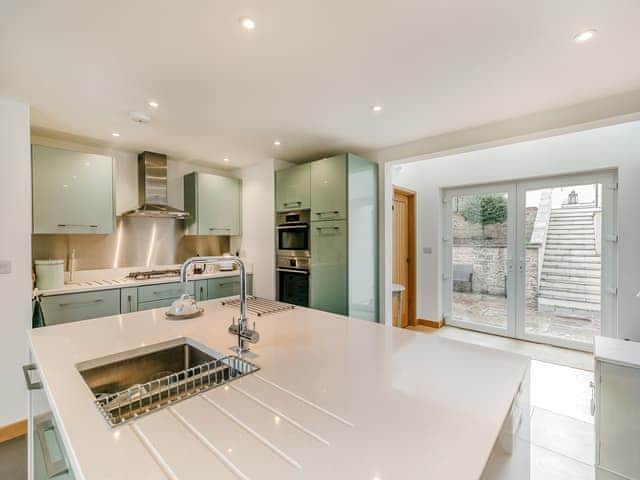 Kitchen | Myrtle Cottage, St Just-in-Roseland, near St Mawes