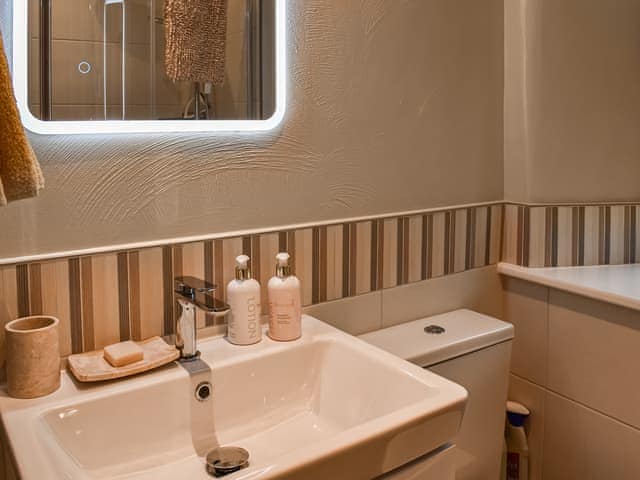 Bathroom | Balderstones Barn, Newby Cote