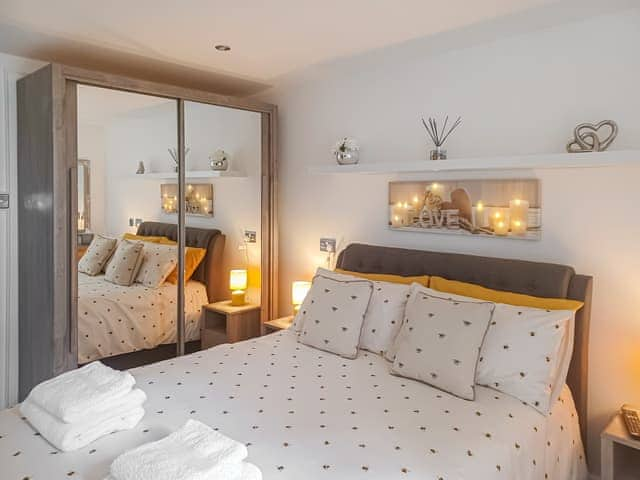 Double bedroom | The Hive, Newcastle upon Tyne