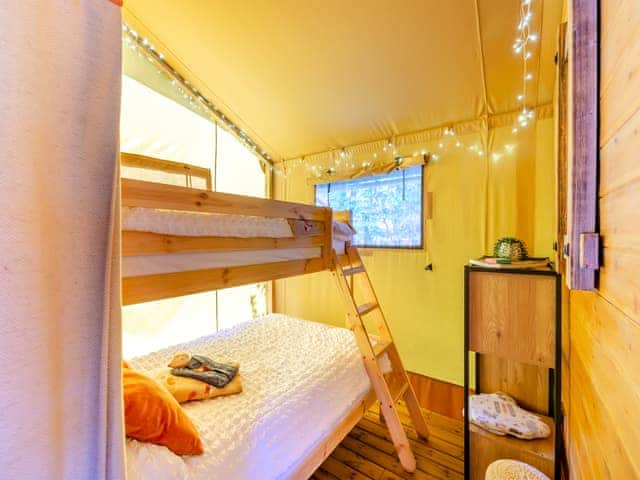 Bunk bedroom | The Foxes Den - Little North Field, Bishop Thornton, near Harrogate