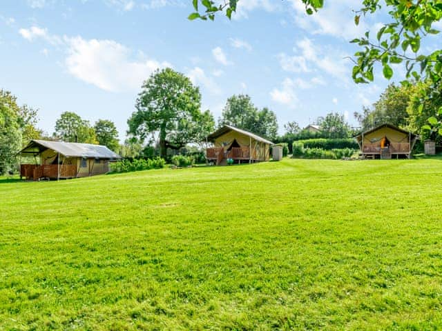 Outdoor area | The Foxes Den - Little North Field, Bishop Thornton, near Harrogate