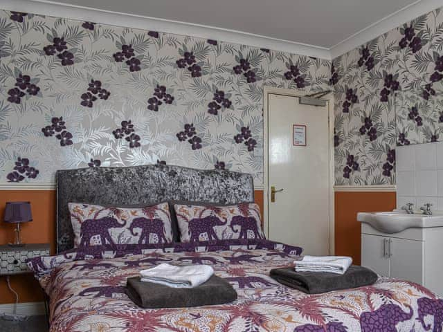 Double bedroom | Vincent House, Scarborough