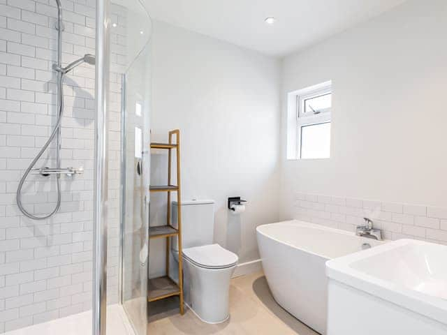 Bathroom | Cassel Sands, Bournemouth