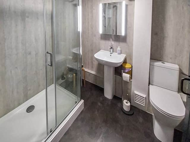 Shower room | Warren Cottage, Colaton Raleigh, near Sidmouth