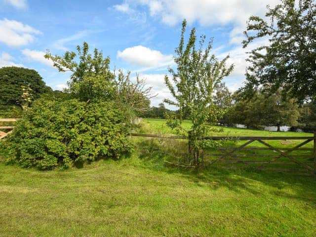 Garden | The Old Barn, Church Stretton