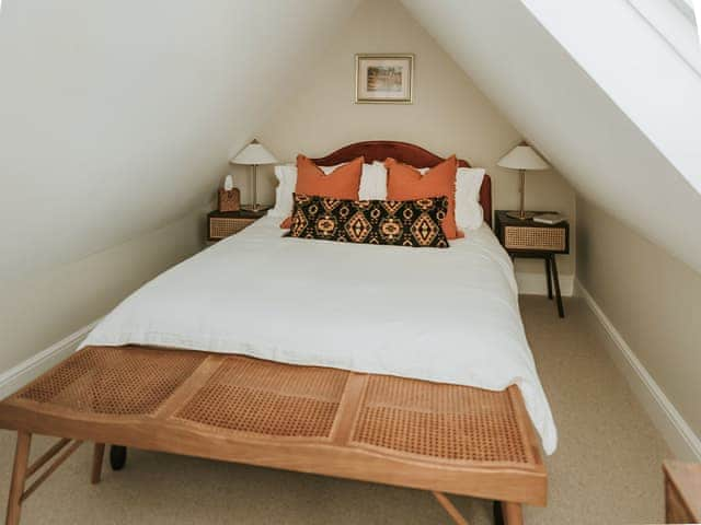 Double bedroom | The Lookout - Tenterden Retreats, Tenterden