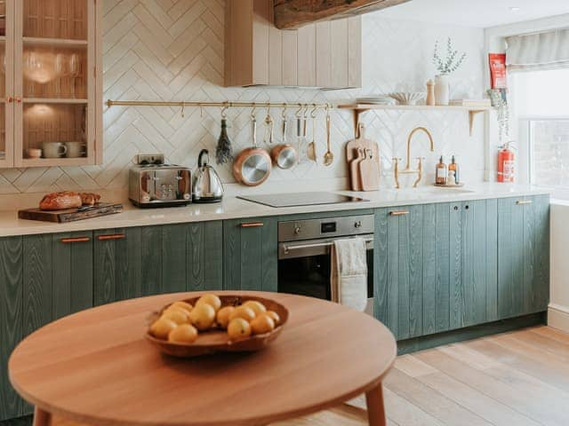 Kitchen/diner | The Old Stables - Tenterden Retreats, Tenterden