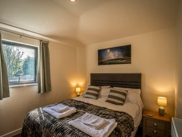 Double bedroom | Lodge With A View, Steyning