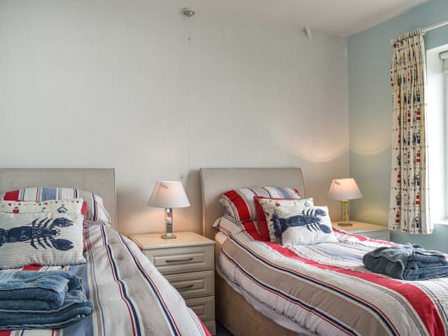 Twin bedroom | Mulgrave House, Whitby