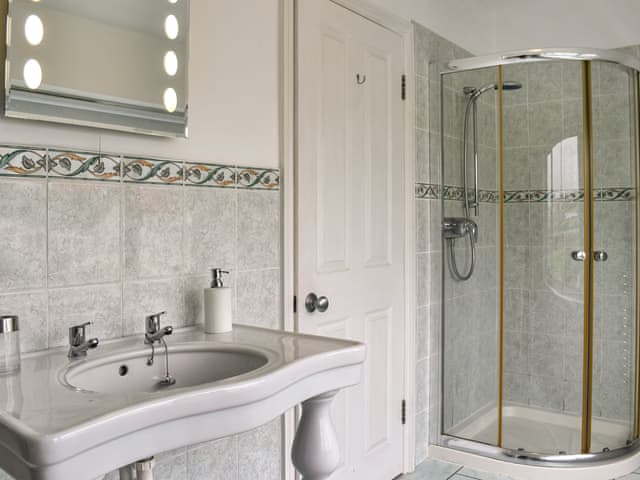 Bathroom | Mulgrave House, Whitby