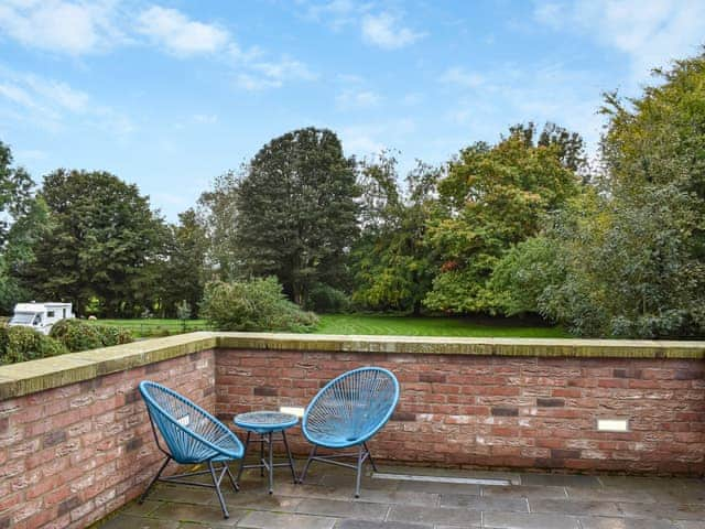 Sitting-out-area | Tanfield Barn, South Kilvington, near Thirsk