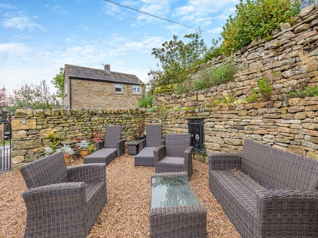 Sitting-out-area | Forge Cottage, Carlton, near Leyburn