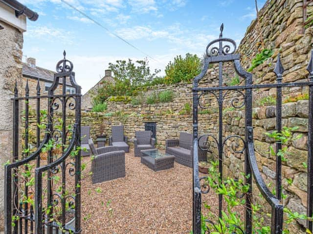 Sitting-out-area | Forge Cottage, Carlton, near Leyburn