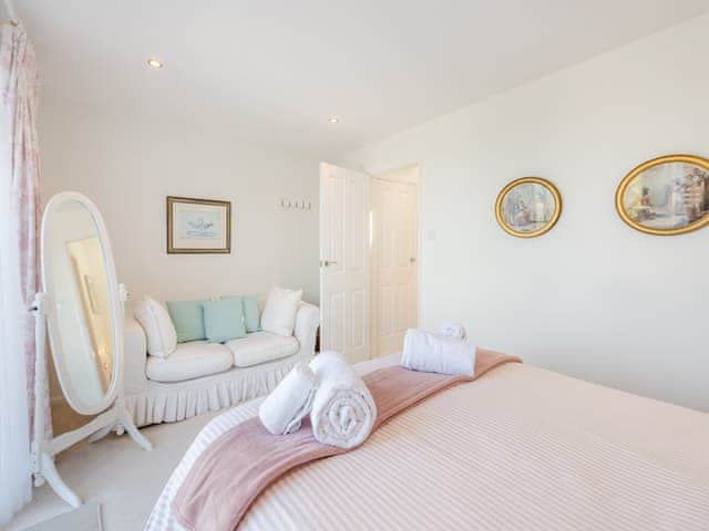 Double bedroom | Heath Lodge, Brixham