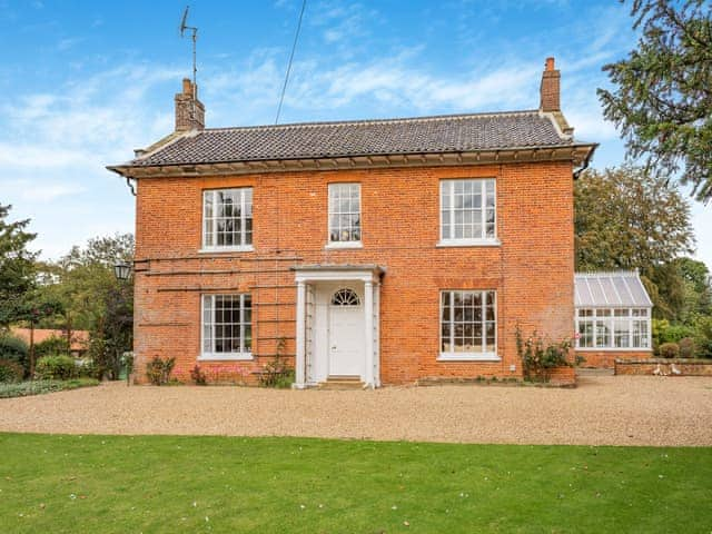 Exterior | Manor Farm House - Piggyback Barns, Sculthorpe, Fakenham