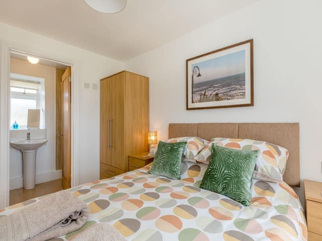 Double bedroom | Pitch Back - Hewish Mill Retreats, Hewish