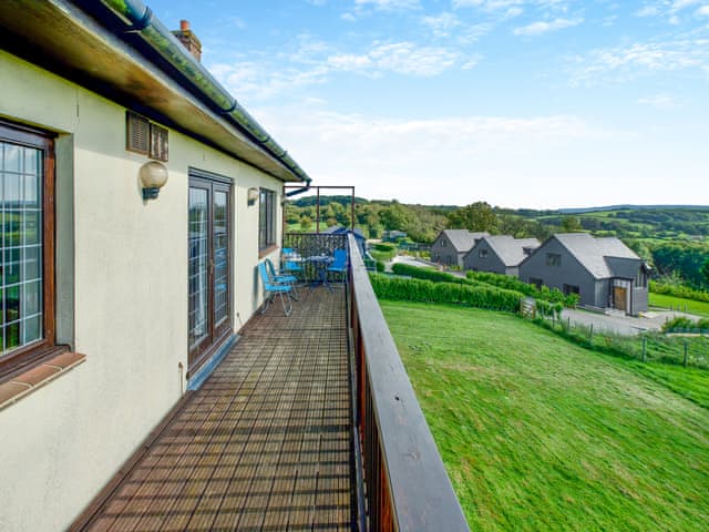 Sitting-out-area | Fair Isle Holiday CottagesFair Isle House , Newport