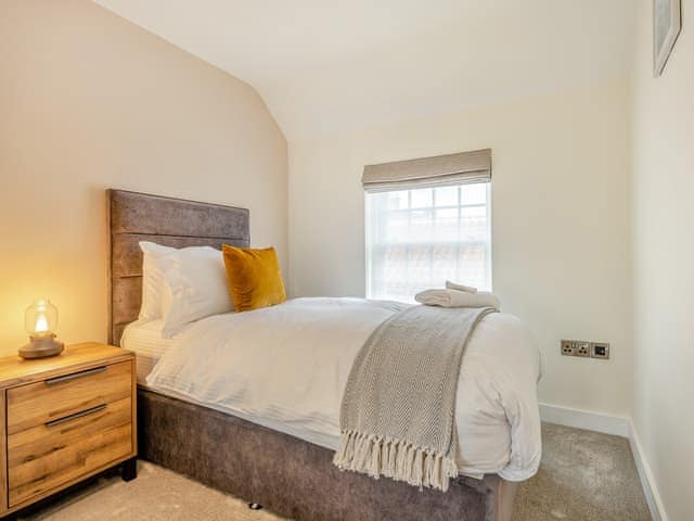 Twin bedroom | Royal Oak Cottages- The Malt House - Royal Oak Cottages, Wainfleet, near Skegness