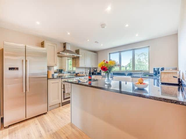 Kitchen | Property 4 - Rew Farm Barns, Ventnor