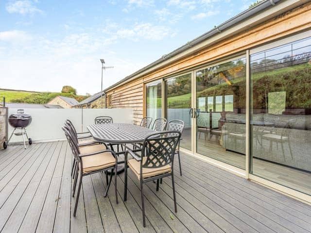 Terrace | Property 4 - Rew Farm Barns, Ventnor