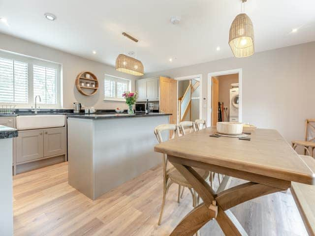 Kitchen/diner | Property 3 - Rew Farm Barns, Ventnor