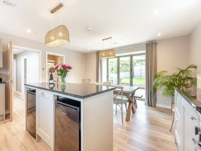 Kitchen/diner | Property 3 - Rew Farm Barns, Ventnor