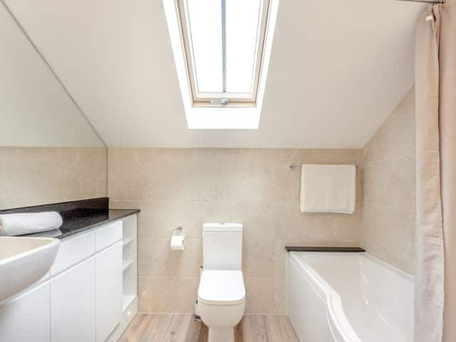 Bathroom | Property 3 - Rew Farm Barns, Ventnor