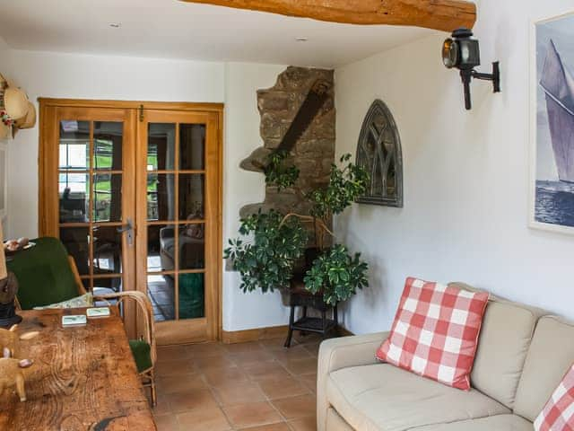 Additional seating in garden room | Wordsworth Cottage, Sockbridge, near Ullswater